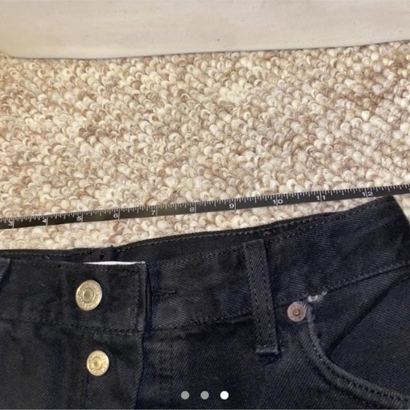Re/done Levi’s Shorts - NWOT 24 - Picture 3 of 3